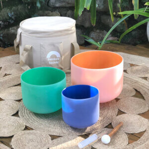 Set of 3 Colour Crystal Singing Bowls in Carry Bag (D4, F4 & A4)