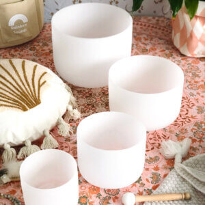 Set of 4 White Crystal Singing Bowls in Beige Bag (C4, E4, G4 & B4)